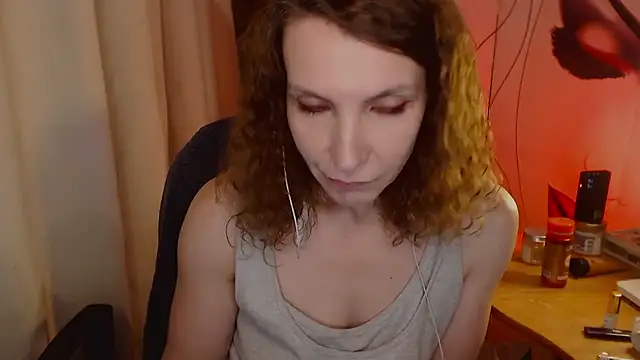 JohansonKatie online show from 01-20-25, 06:53