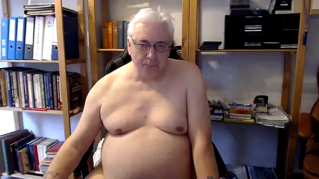 Snapshot of SchwanzhureXXL chatting on 02-12-25, 02:43 SchwanzhureXXL online show from 02-12-25, 02:43