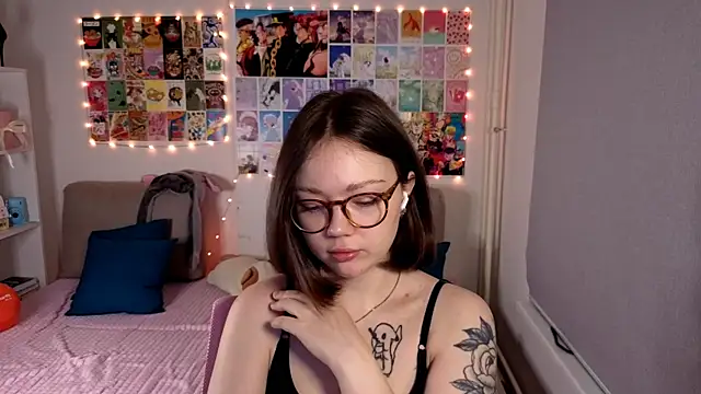 MilenaSaint online show from 03-06-25, 03:35