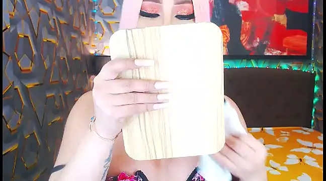 Snapshot of KylieMaxwellCaulfield_TS chatting on 01-14-25, 09:56 KylieMaxwellCaulfield TS online show from 01-14-25, 09:56