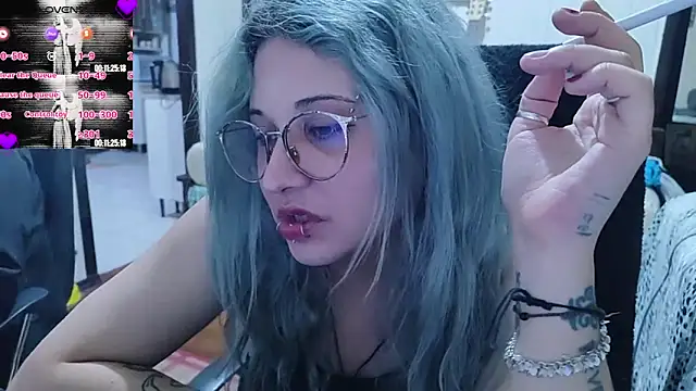 ElfGrey online show from 10-21-25, 03:51