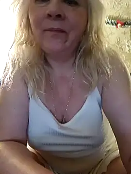 Snapshot of Janahotty chatting on 01-09-25, 09:16 Janahotty online show from 01-09-25, 09:16