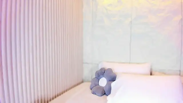 naughty flower18 online show from 06-26-26, 07:07