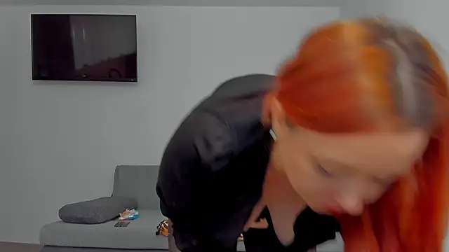 emilianna666 online show from 03-18-26, 01:03