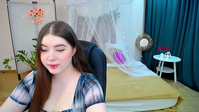 NicoleFoxery online show from 02-28-25, 06:20