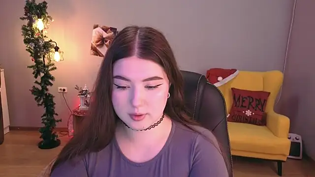 NicoleFoxery online show from 12-14-25, 06:23