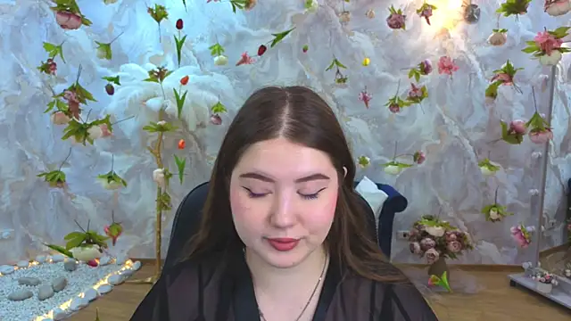 Snapshot of NicoleFoxery chatting on 03-18-26, 03:20 NicoleFoxery online show from 03-18-26, 03:20