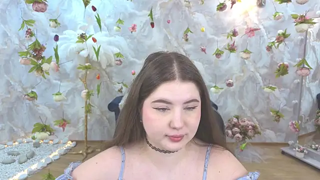 NicoleFoxery online show from 05-01-26, 06:23