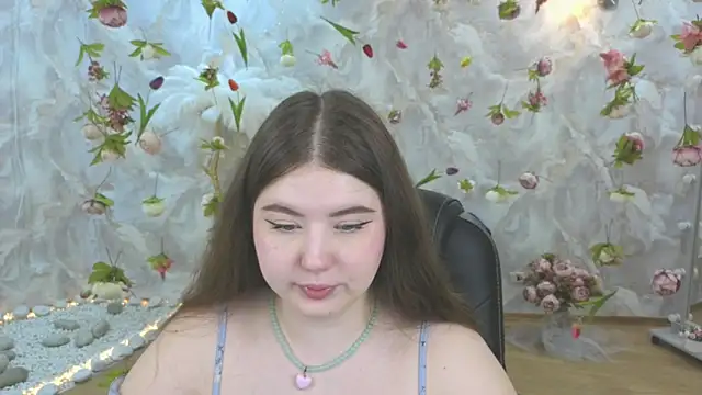 NicoleFoxery online show from 05-10-26, 06:57