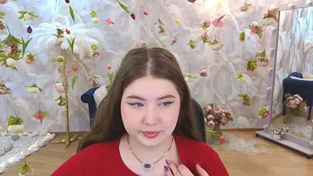 Snapshot of NicoleFoxery chatting on 06-29-26, 08:20 NicoleFoxery online show from 06-29-26, 08:20