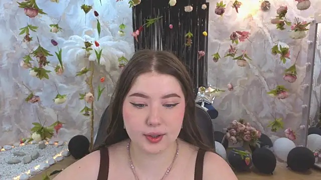 Snapshot of NicoleFoxery chatting on 07-22-26, 03:20 NicoleFoxery online show from 07-22-26, 03:20
