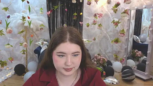 Snapshot of NicoleFoxery chatting on 07-24-26, 06:28 NicoleFoxery online show from 07-24-26, 06:28