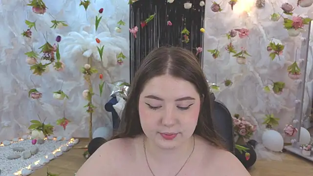 Snapshot of NicoleFoxery chatting on 07-31-26, 06:18 NicoleFoxery online show from 07-31-26, 06:18