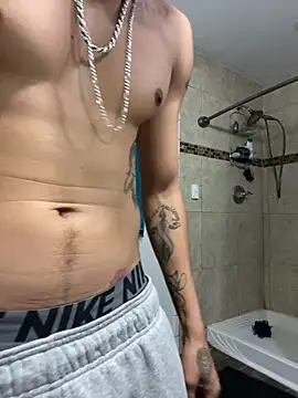 Prettyboiflaco online show from 12-04-24, 01:58