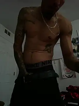 Prettyboiflaco online show from 12-26-24, 04:58
