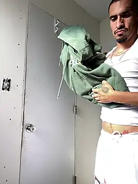 Prettyboiflaco online show from 02-07-25, 04:14