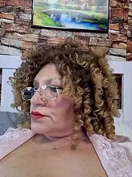 Snapshot of Hot_Azaleea chatting on 01-31-25, 09:37 Hot Azaleea online show from 01-31-25, 09:37