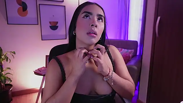 Isabella dior online show from 02-09-25, 03:12