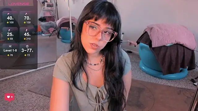 Evie-Luna online show from 11-09-25, 11:47