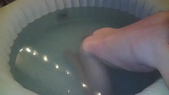 Snapshot of theSecretBallerino chatting on 11-04-25, 08:19 theSecretBallerino online show from 11-04-25, 08:19