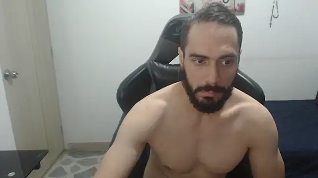 Snapshot of samuelgarcia_ chatting on 12-14-25, 08:52 samuelgarcia online show from 12-14-25, 08:52