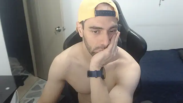 Snapshot of samuelgarcia_ chatting on 01-06-26, 09:24 samuelgarcia online show from 01-06-26, 09:24