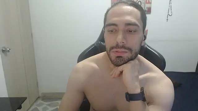 Snapshot of samuelgarcia_ chatting on 01-12-26, 09:25 samuelgarcia online show from 01-12-26, 09:25