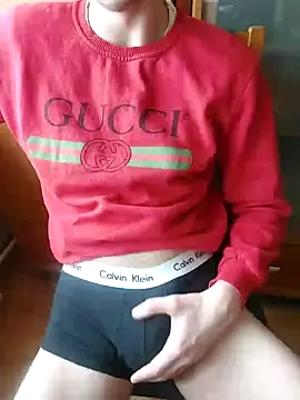 Snapshot of MlodyDres chatting on 01-17-25, 08:45 MlodyDres online show from 01-17-25, 08:45