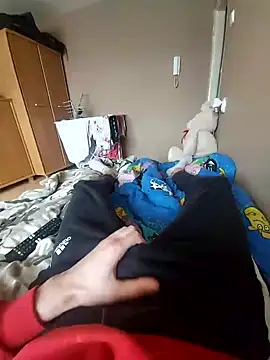 Snapshot of MlodyDres chatting on 02-01-25, 12:58 MlodyDres online show from 02-01-25, 12:58