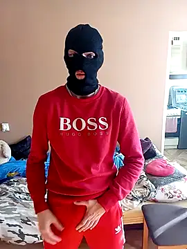 Snapshot of MlodyDres chatting on 02-18-25, 11:33 MlodyDres online show from 02-18-25, 11:33