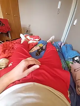 Snapshot of MlodyDres chatting on 09-24-25, 04:10 MlodyDres online show from 09-24-25, 04:10