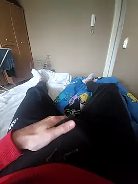 Snapshot of MlodyDres chatting on 11-02-25, 09:44 MlodyDres online show from 11-02-25, 09:44