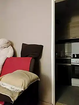 MlodyDres online show from 11-11-25, 05:24