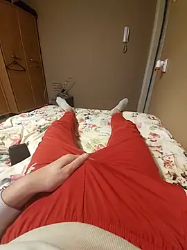 MlodyDres online show from 11-30-25, 02:21