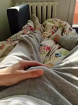 MlodyDres online show from 02-02-26, 12:15