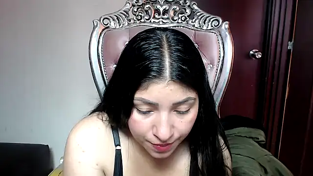 Snapshot of holly20a chatting on 01-07-25, 12:31 holly20a online show from 01-07-25, 12:31