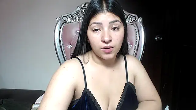 Snapshot of holly20a chatting on 01-18-25, 12:26 holly20a online show from 01-18-25, 12:26
