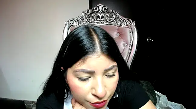Snapshot of holly20a chatting on 02-03-25, 02:02 holly20a online show from 02-03-25, 02:02