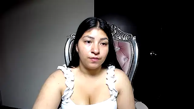 Snapshot of holly20a chatting on 02-24-25, 09:53 holly20a online show from 02-24-25, 09:53