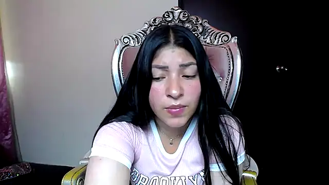 holly20a online show from 03-21-25, 04:18