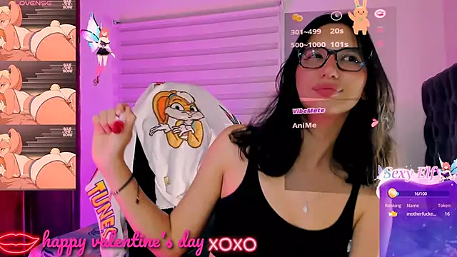 Snapshot of Luniverse chatting on 02-15-25, 12:59 Luniverse online show from 02-15-25, 12:59