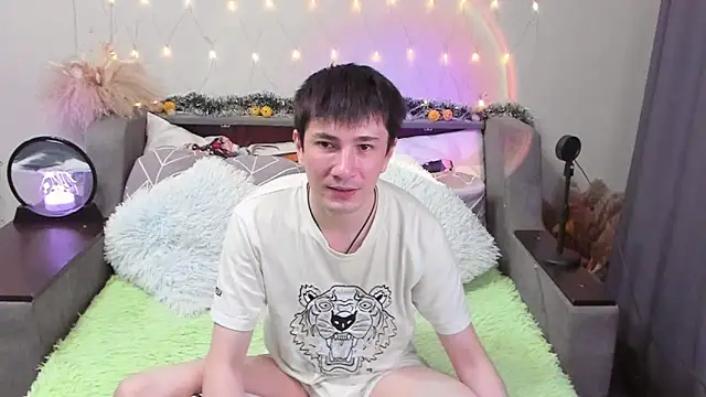 Yumi steve online show from 10-08-25, 08:28