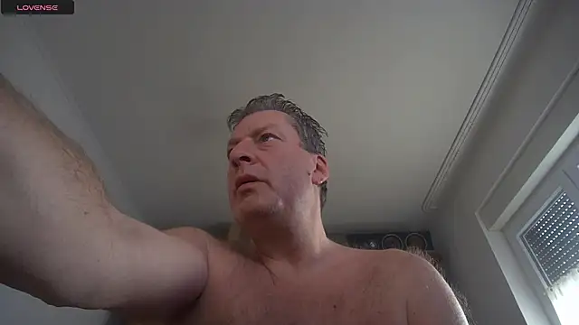 Snapshot of iliebetights chatting on 12-22-25, 10:56 iliebetights online show from 12-22-25, 10:56