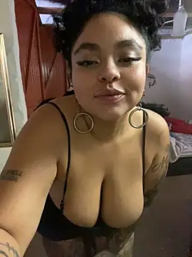 PrincessLauren420 online show from 02-19-25, 06:32