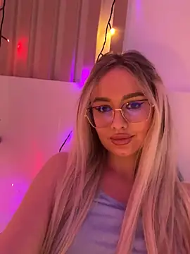 mollyxxx online show from 12-13-24, 09:13