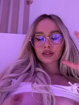 mollyxxx online show from 01-12-25, 08:04