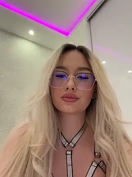 mollyxxx online show from 05-01-26, 03:00
