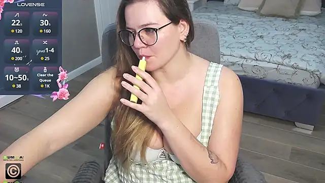 KellyKleine online show from 01-16-25, 07:49