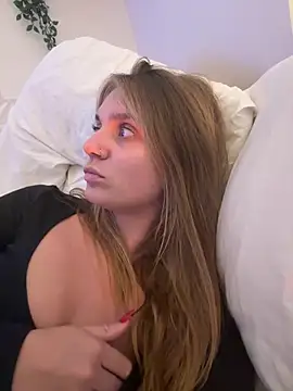 Snapshot of jessieamy chatting on 09-25-25, 08:34 jessieamy online show from 09-25-25, 08:34