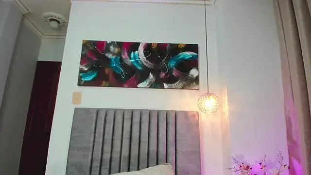 Snapshot of JupiteFox chatting on 10-10-25, 12:53 JupiteFox online show from 10-10-25, 12:53